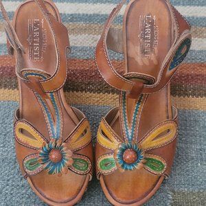 L'Artist by Spring Step sandals with leather flowers and fabric detail